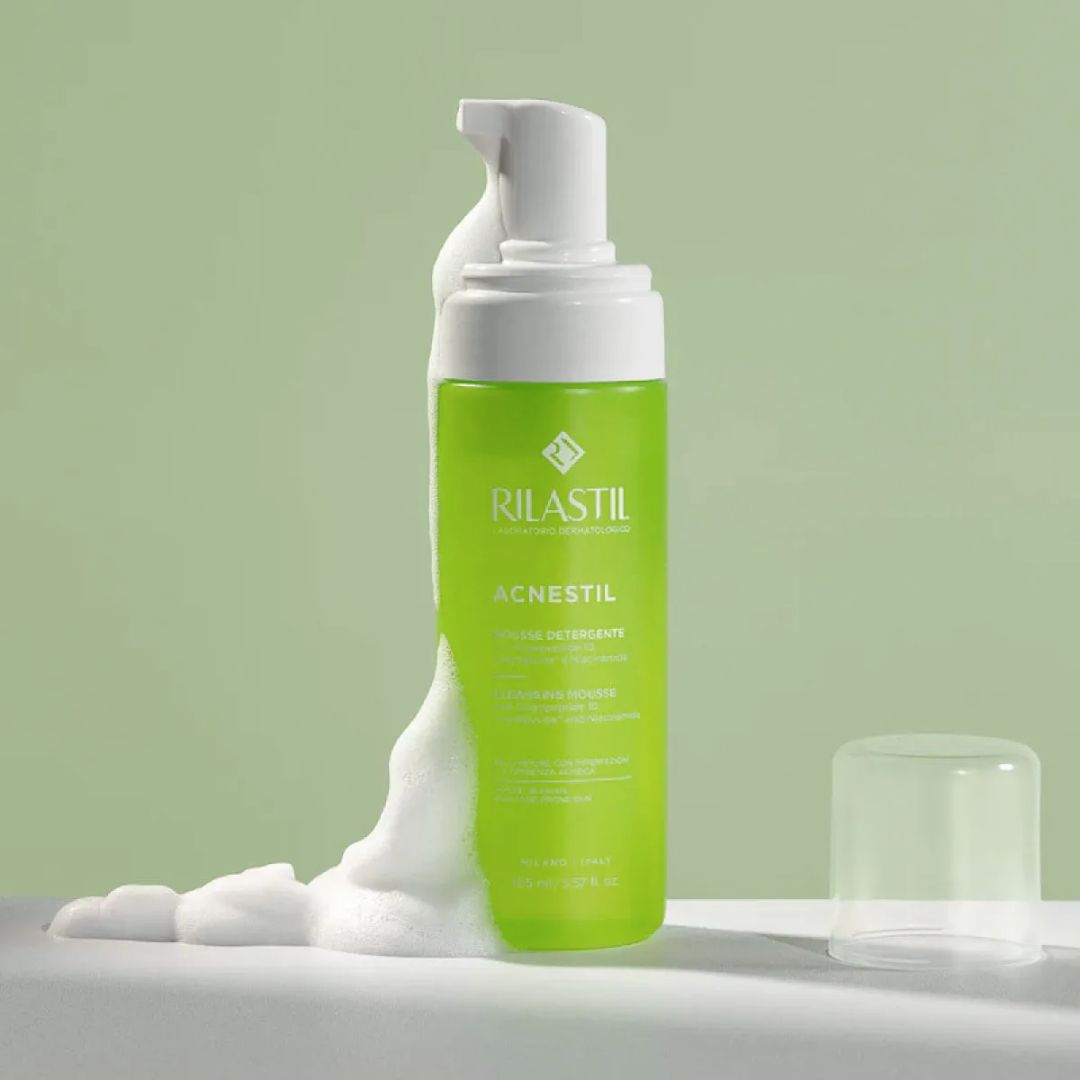 ACNESTIL Mousse Limpiador (165 ML)